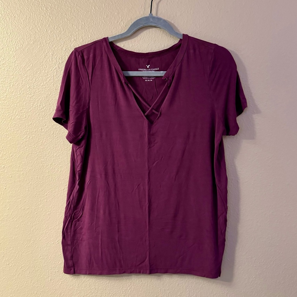 American Eagle comfy tshirt